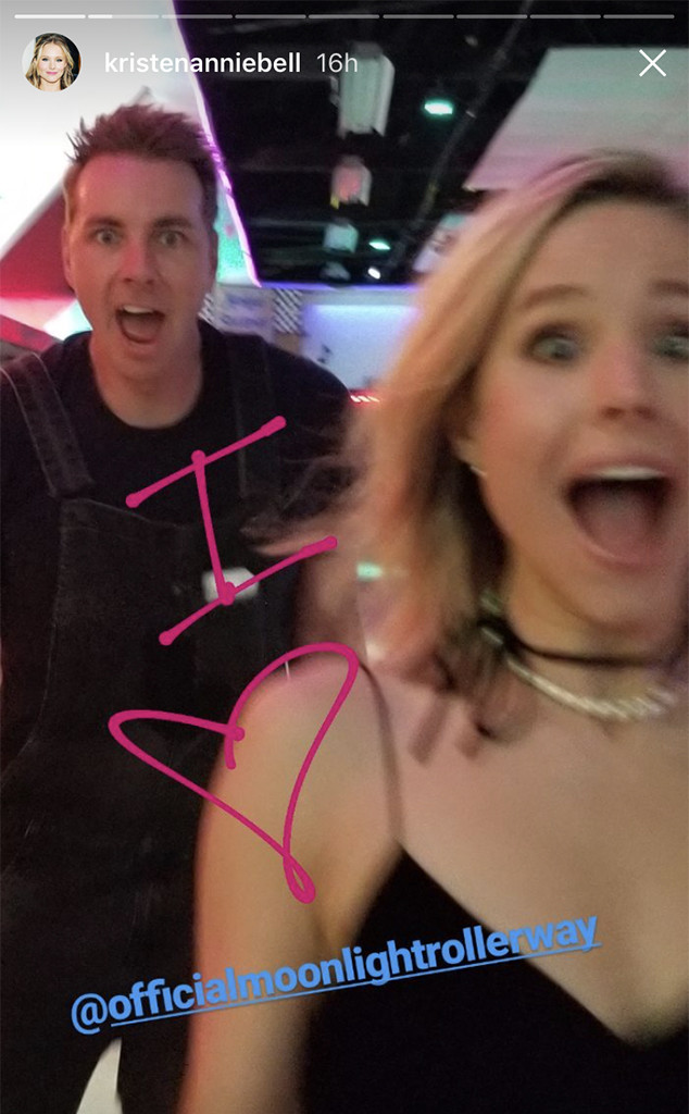 Kristen Bell, Dax Shepard, Roller-Skating Kristen Bell, Dax Shepard, Roller-Skating